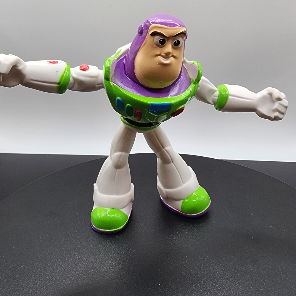 7 Inch Buzz Lightyear Bendable Figure Mattel. Toy Story 4 - Flextreme 2019.